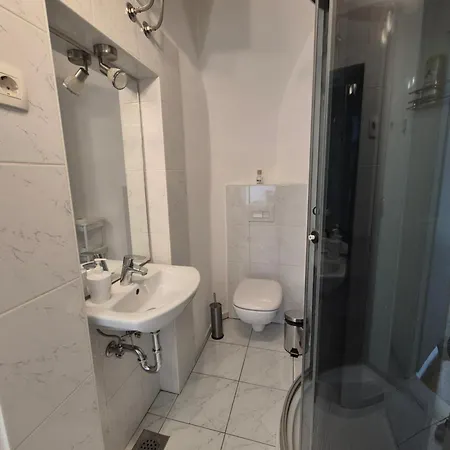 아파트 Ritual Center