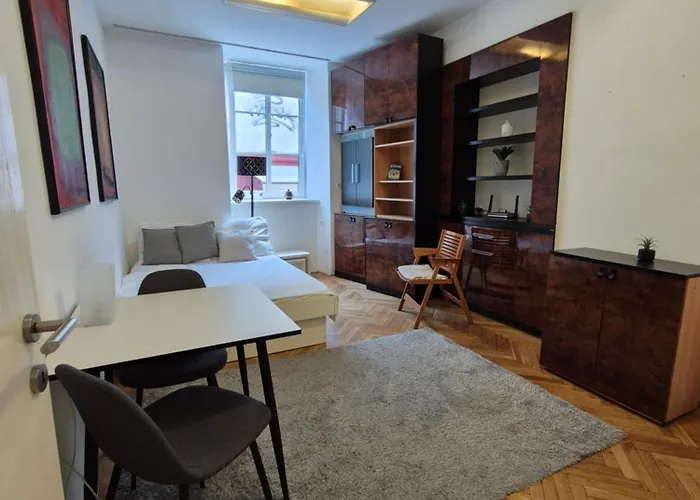 Ritual Center דירה